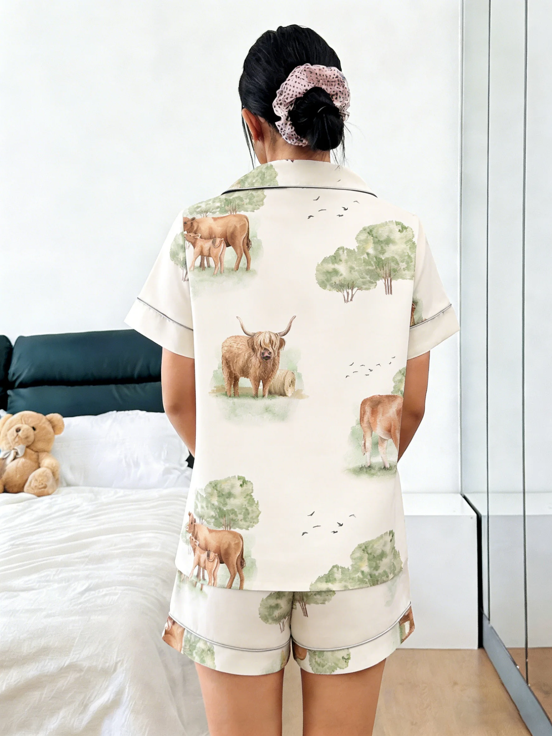 Women Pajamas Cardigan Lapel Short Sleeve Shorts 2 Piece Set Spring Summer Farm Cow Tree Print Homewear Casual Loungewear