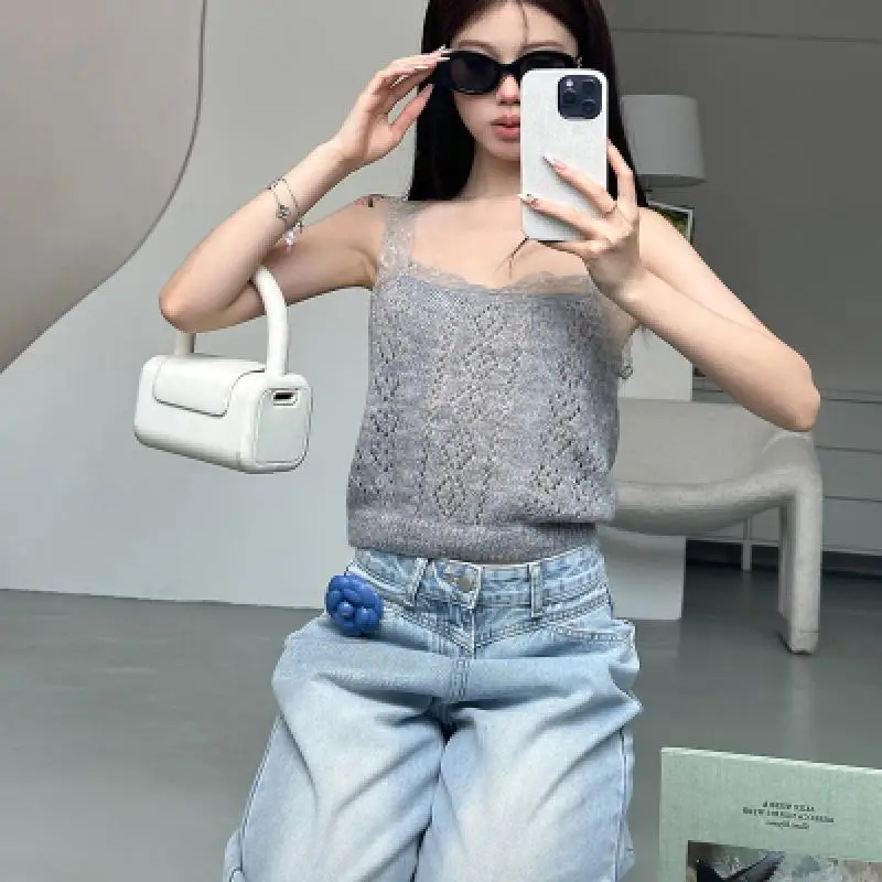 2024 Summer New Knitted Grey Top for Women Gentle Lace Camisole Knit Vest Retro Sleeveless Splicing Camis Women's Clothing