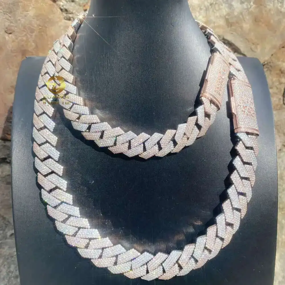 

Hand Setting 18mm/20mm 4 Row Two Tone Bussdown Flawless Moissanite Miami Cuban Link Chain