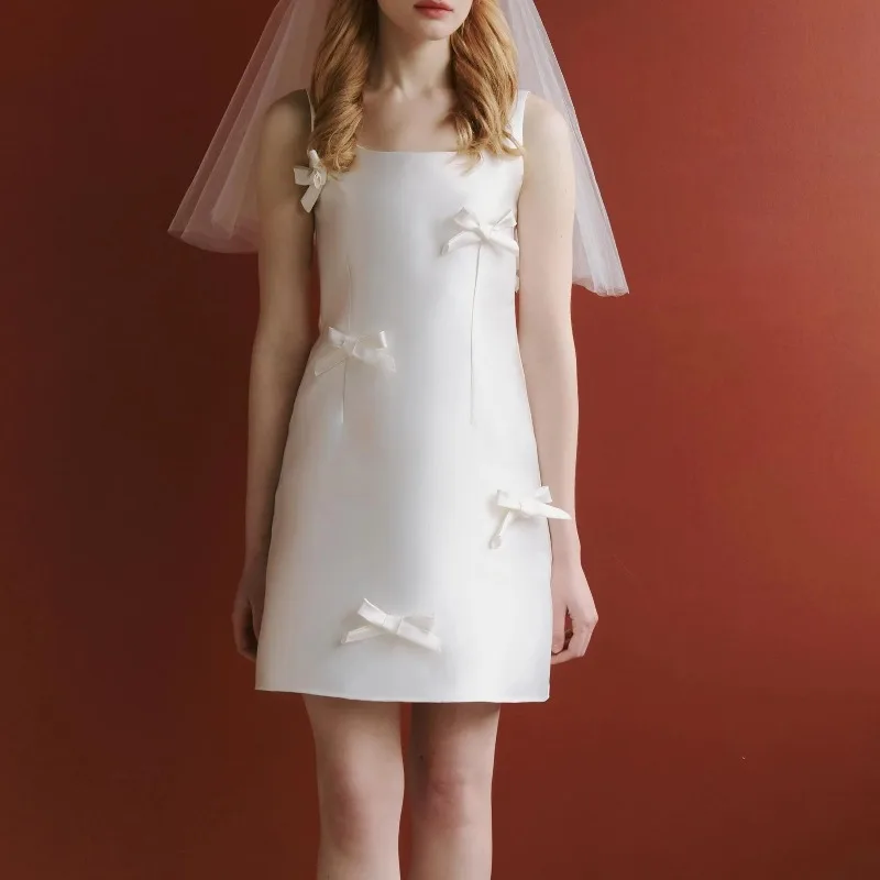 Sukienka damska 2026, nowa, satynowa, z kokardą, krótka, lekka, na wesele, wieczorowa, modna, wyszczuplająca, elegancka, na bankiet, do noszenia na co dzień, na ramiączkach.