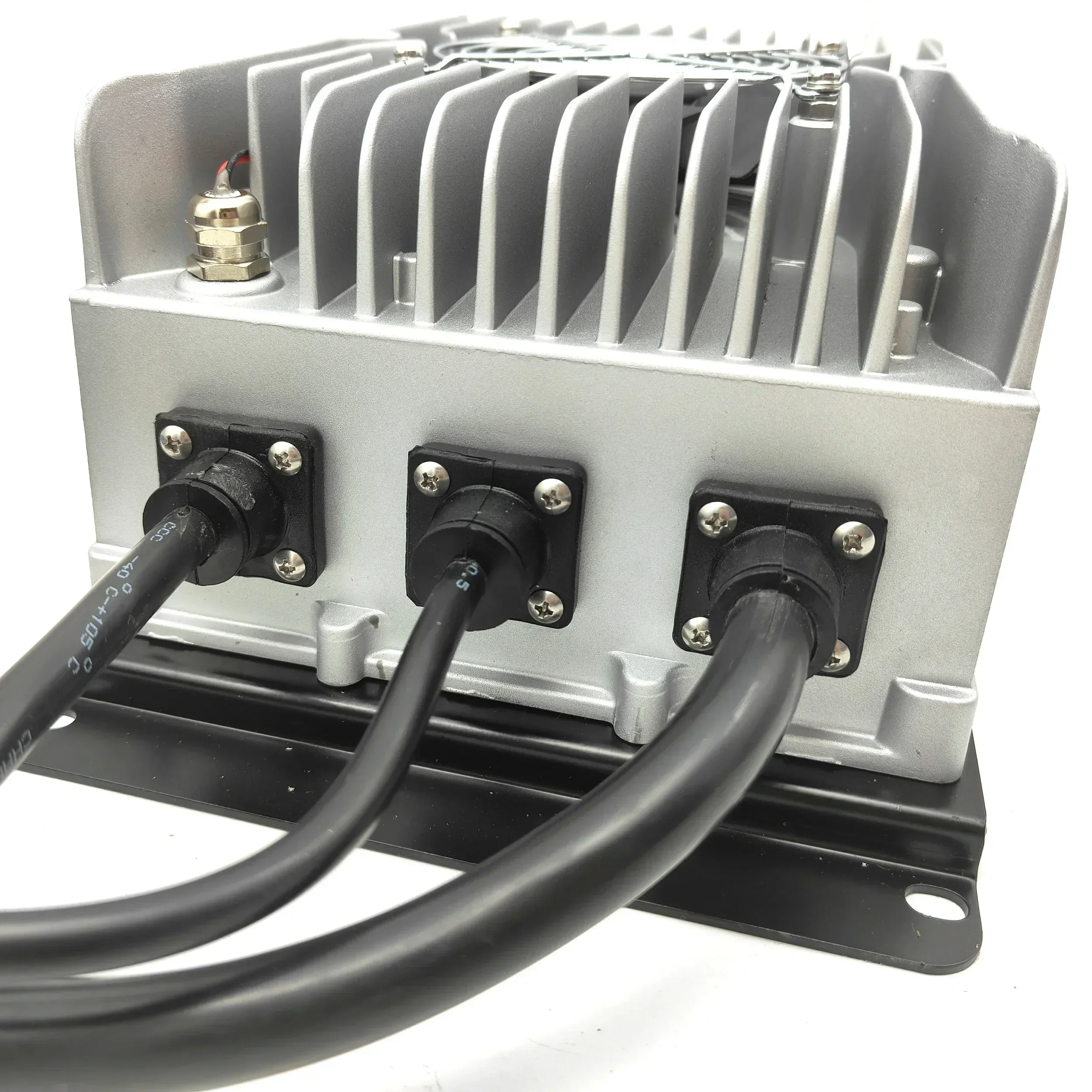 

Quality worry free Water Proof Charger With Pfc Function On Board Battery Charger 3.3kw Battery Charger For E-Car