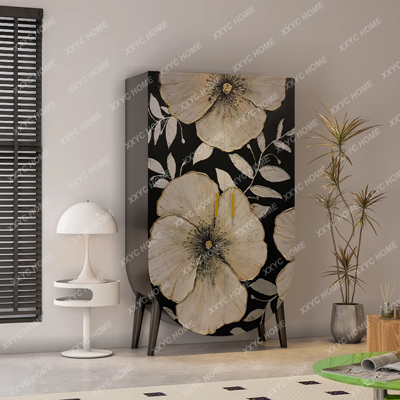 

Легкий и стильный шкаф для спальни, настенный, из массива дерева