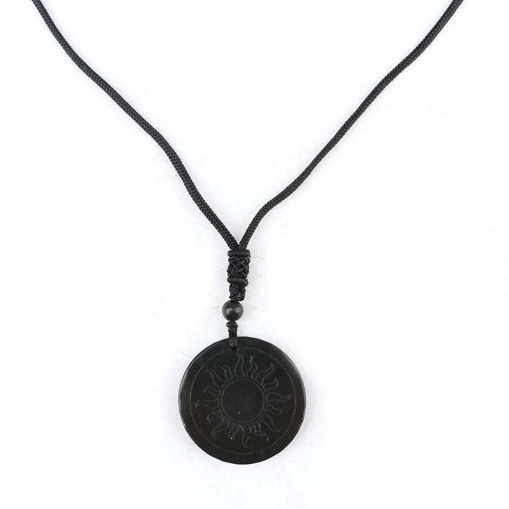 Colar de Shungite Preto Natural com Proteção EMF, Pingente Redondo de 35mm com Gravação de Sol, Cristal de Reiki para Mulheres e Homens