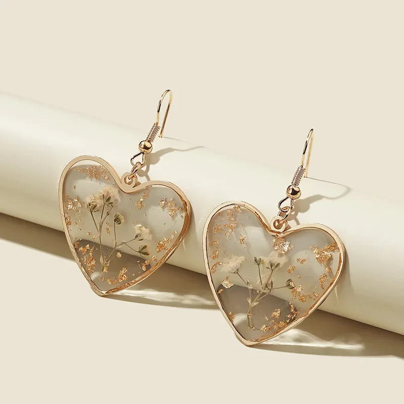 Dried Flower Earrings Transparent Resin Heart Drop Earring for Women Fashion Aesthetic Jewelry Female Accessories Girls Gifts