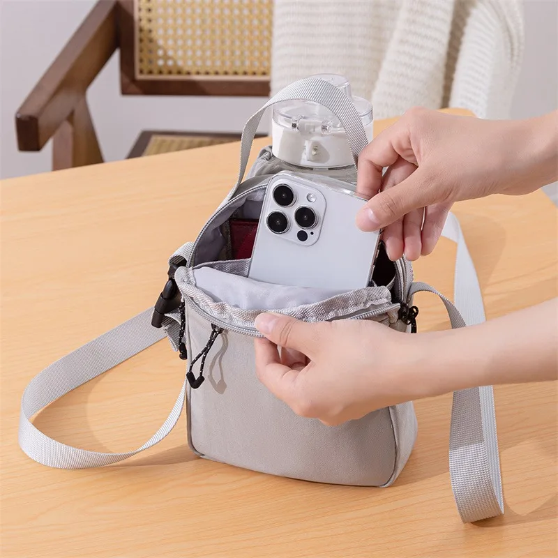 

Сумка-переноска для бутылки с водой на 30 унций, 40 унций, регулируемый плечевой ремень, быстросохнущая крышка для бутылки с водой, с передним карманом