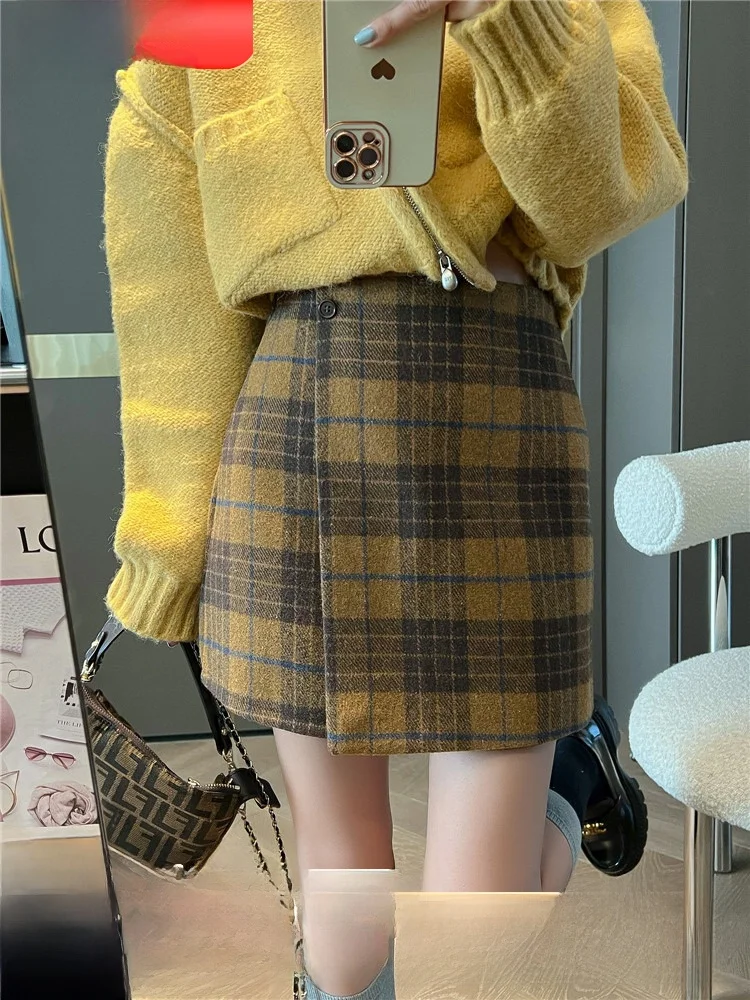 

High Waist Plaid Skirt Women's A-Line Skirts Slimming Style Commute Autumn Winter 2025 New Arrival Retro Design