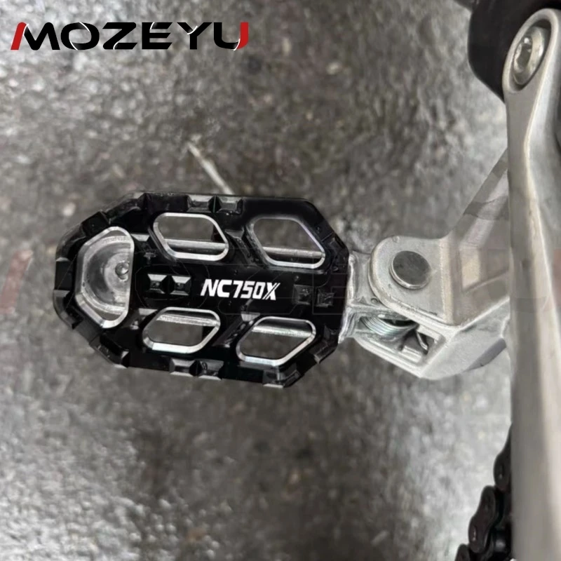 

For HONDA NC750X NC750S NC750 NX500 400 2014-2025 CB500X CB650R 2024 Motorcycle Accessories Footrest Foot Peg Rider Wide Footpeg