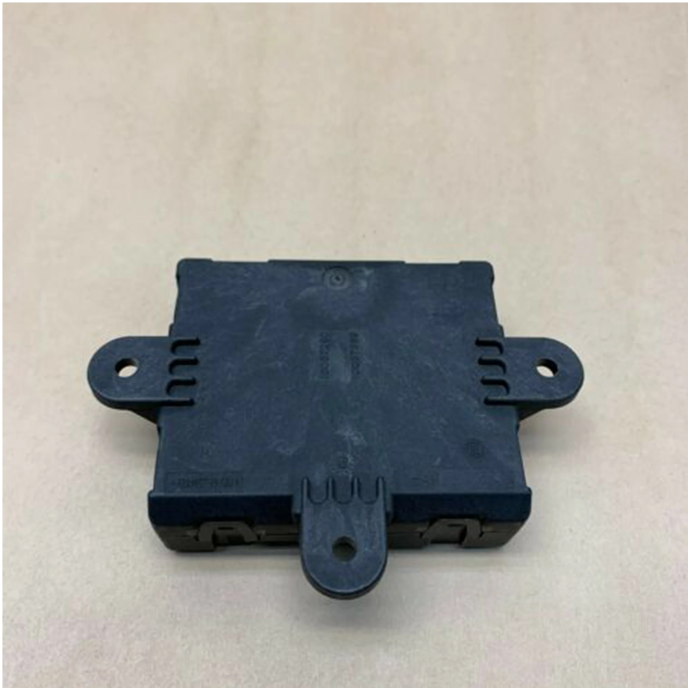 

Оригинальный модуль управления левой передней дверью водителя 2014 для Range Rov Sport Lr 043758 Высокое качество