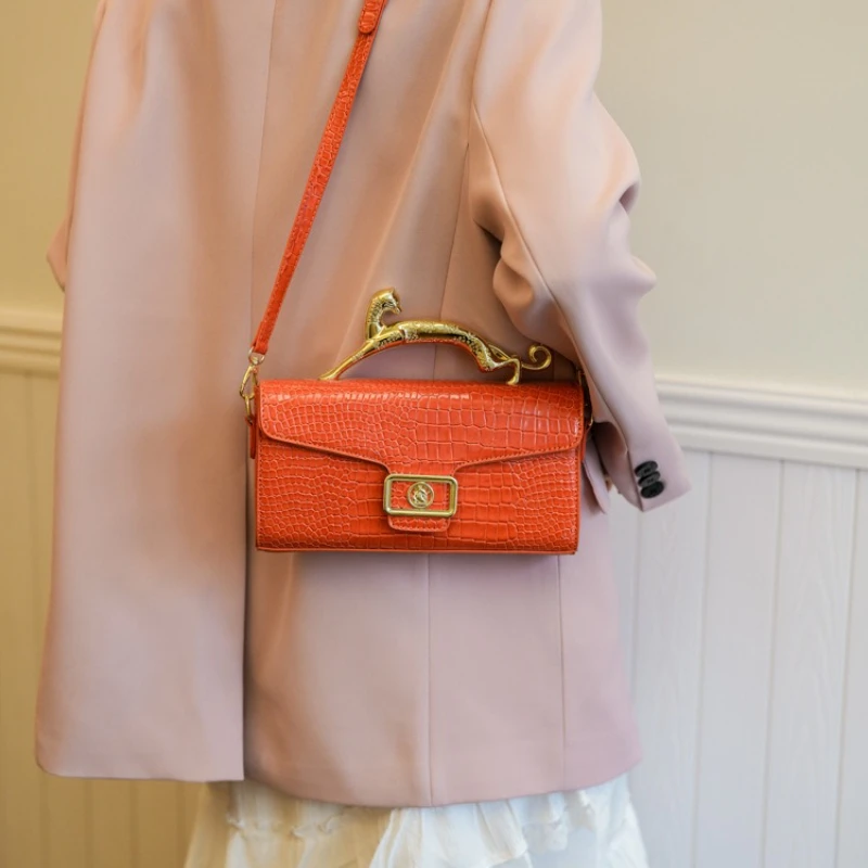 

Женская сумка-ракушка 2025 года, структурированная сумка через плечо, элегантная сумка с верхней ручкой, универсальная сумка через плечо для ежедневного использования