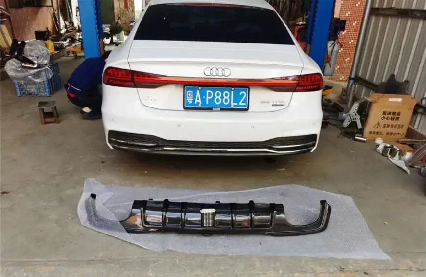 Rear Bumper Diffuser For Audi A7 S7 SLINE RS7 2019 2020 2021 2022 Trunk Door Lip Spoiler OEM Carbon Fiber (With LED Light )