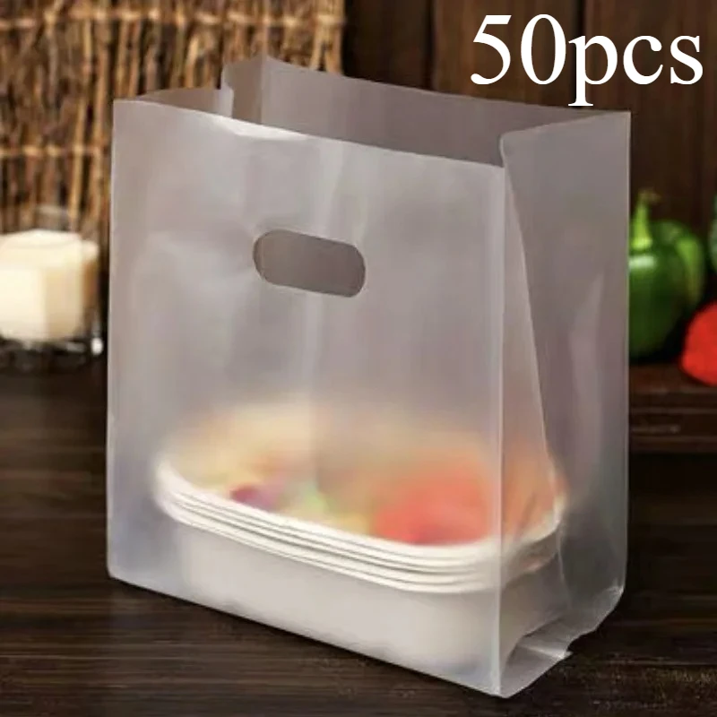 50 sacs cadeaux transparents avec poignées - Sacs en plastique pour friandises, adaptés aux aliments, parfaits pour Halloween, Noël, mariages et fêtes