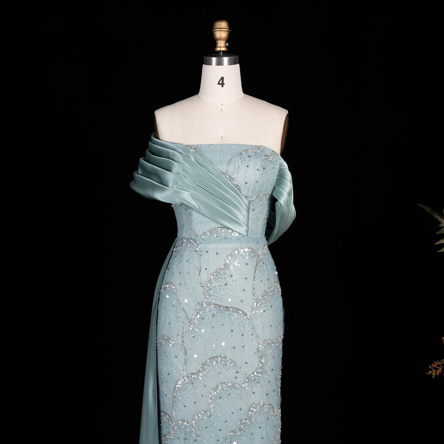 Sharon Said Abendkleid Glamouröses Grünes Perlen-Quastenkleid Schulterfreies Hochzeitskleid Luxuriöses Dubai Formelles Partykleid SS670 Maßanfertigung – Detail 9