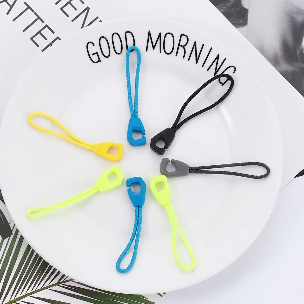 Zip Puller: The Ultimate Travel Accessory for Efficient Bag Management