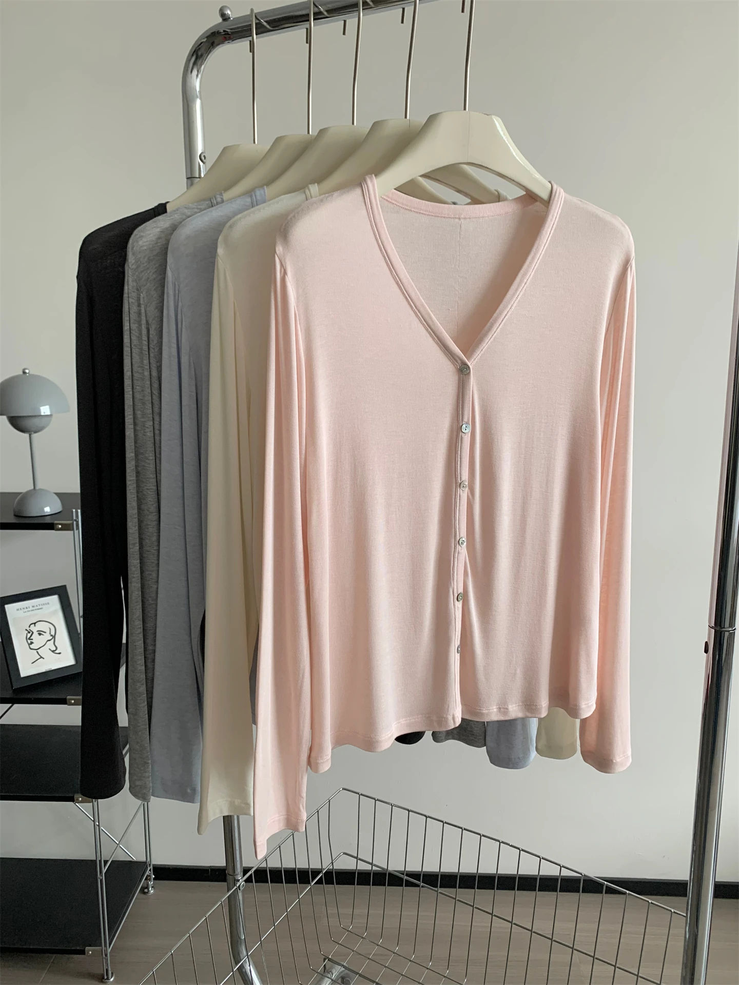 Spring Summer V Neck Cardigan For Women Silk Wool Skin-friendly Knitwear Lightweight Buttoned Coat image 3