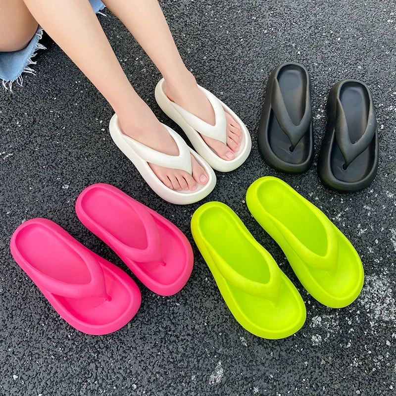 

Summer Beach Fashion Pink Green Thick Sole Flip Flops Women 2026 Soft EVA Cloud Slippers Woman Clip Toe Sandals Slides De Mujer