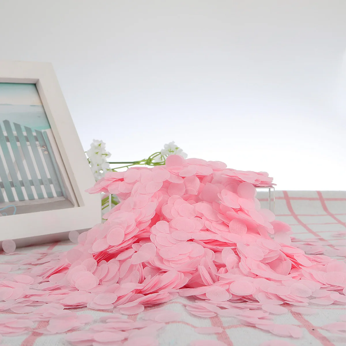 

Pink 1Cm Tissue Paper Wedding Confetti High Quality Romantic Party Decoration Balloon Accessories Balloon Confetti Wedding