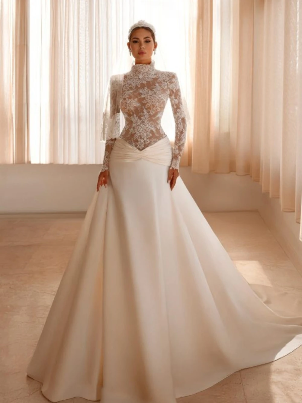 Semi-sheer Lace Charming Wedding Dress Customzied Flowy Satin Classy A Line Bridal Gown Gorgeous Long Sleeved Women Wear