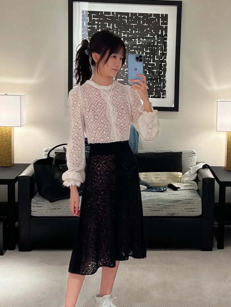 French women's dress, fashionable socialite temperament, elegant and age reducing knitted crochet flower hollow out long skirt