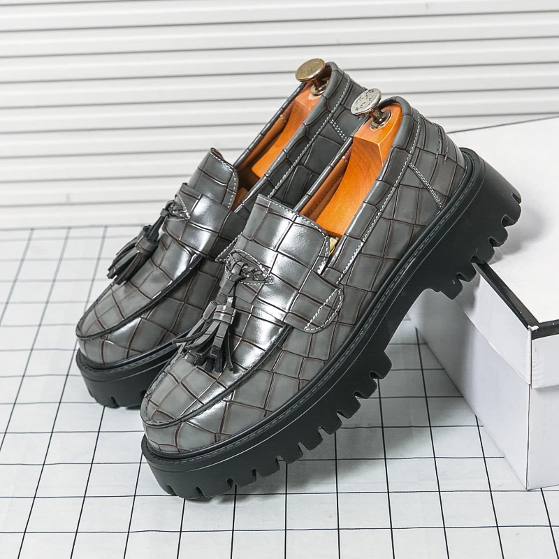 

Luxury Brand European Style Men's Casual Leather Slip-on Wedding Party Thick Sole Tassel Loafer Business Affairs Oxford Shoes