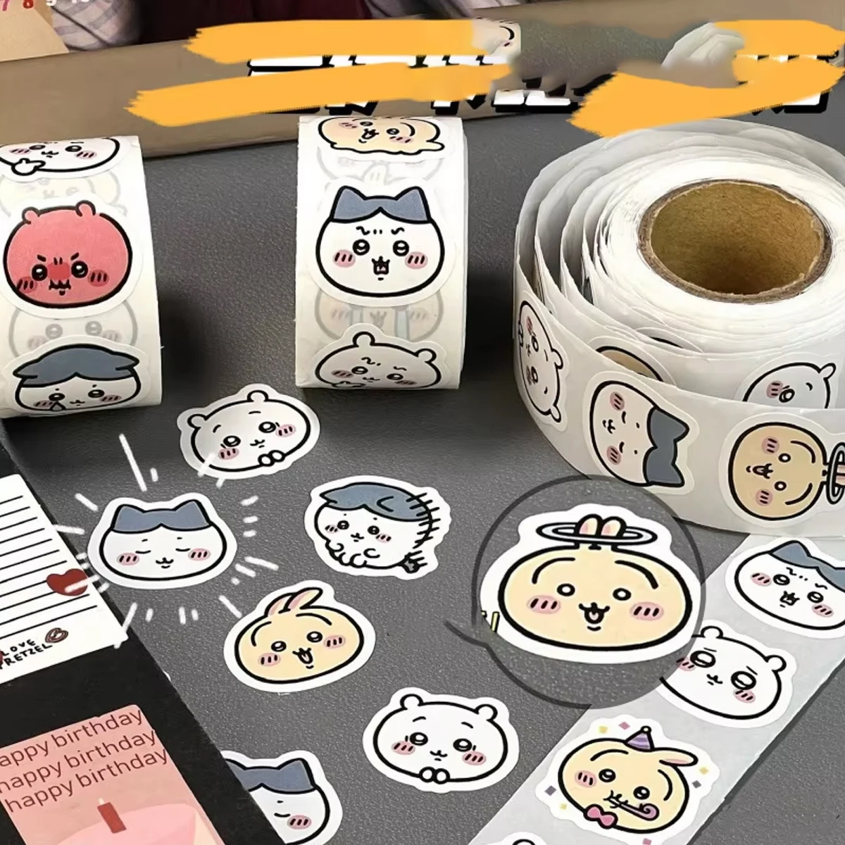 

500pcs Chikawas Roll Stickers Cute Decoration Cute Handbook Seal Stickers Kawaii Diy Hachiware Water Cup Desktop Stickers Girls