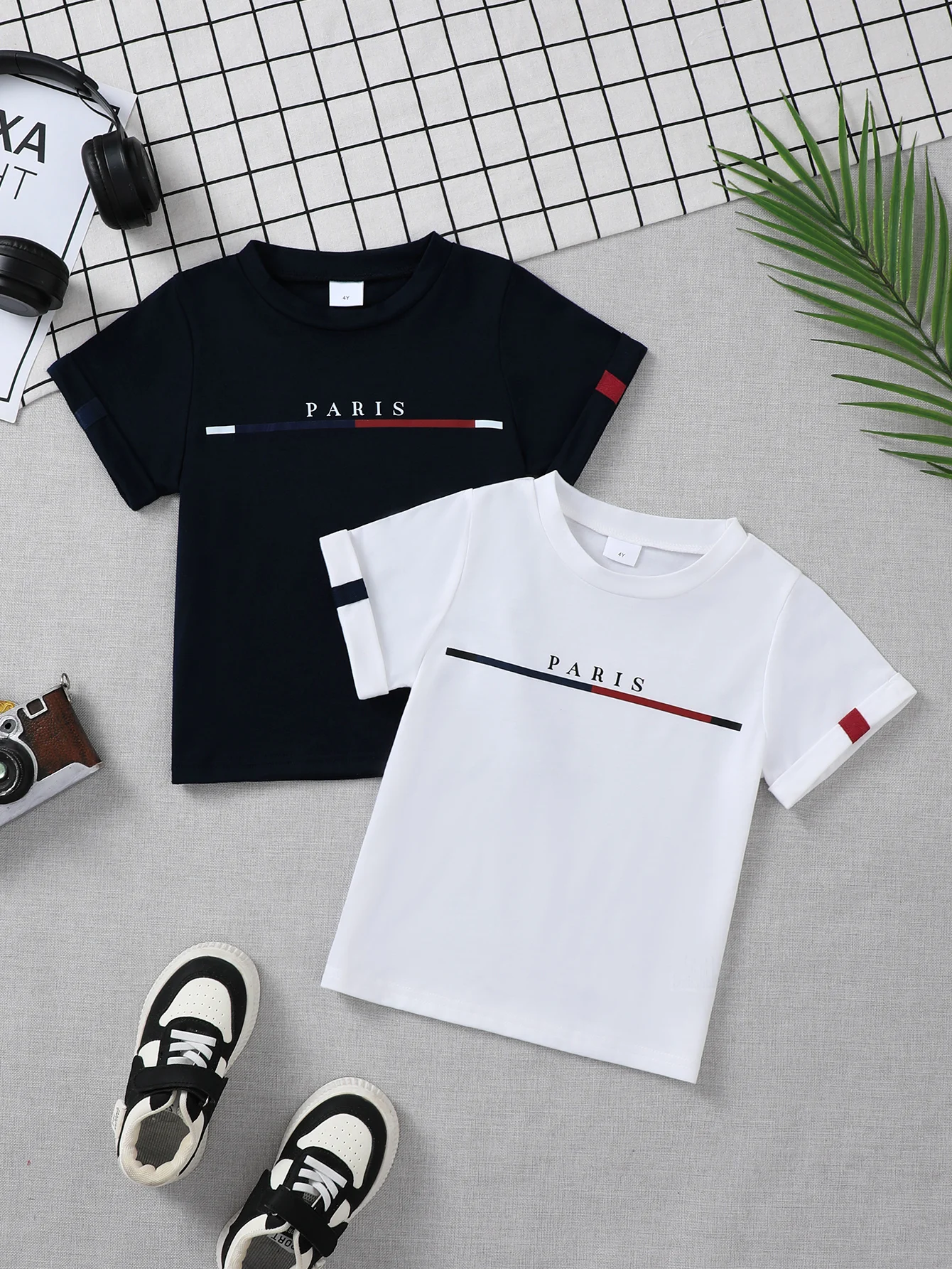 2pcs Paris Letter Pattern Gradient Stripe Position Print round Neck Short Sleeve T-shirt for Boys Casual Comfortable for Summer