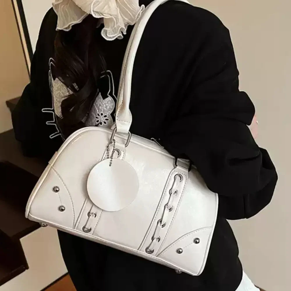 

Vintage Rivet One Shoulder Bag Women High Grade Zipper Large Capacity Handbags Daily Versatile All-Match Commute Packs