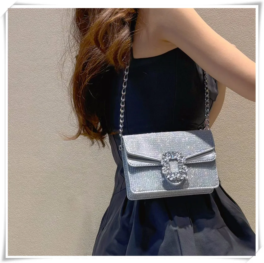 

2025 Designer Chain Strap Crossbody Bag for Women, Luxury White Leather Purse, Minimalist Shoulder Bag