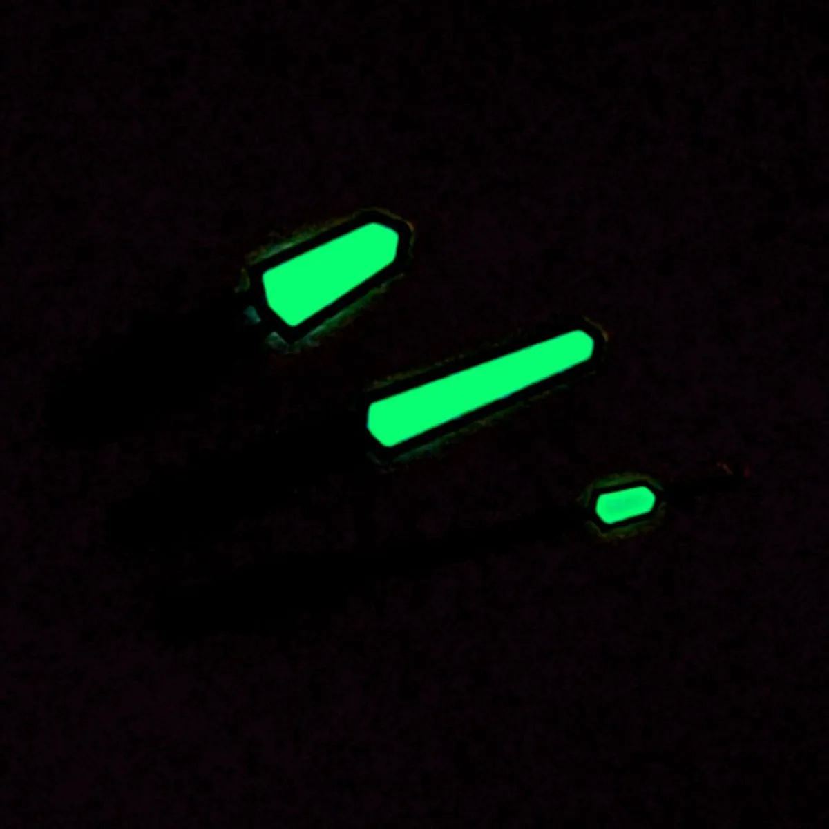 Watch NH35/36 pointer green luminous pointer second hand watch accessories watch pointer red/yellow/green pointer 1