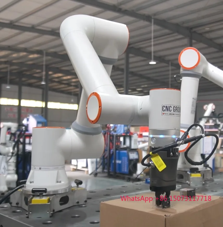 Sześcioosiowy robot kolaboracyjny do spawania