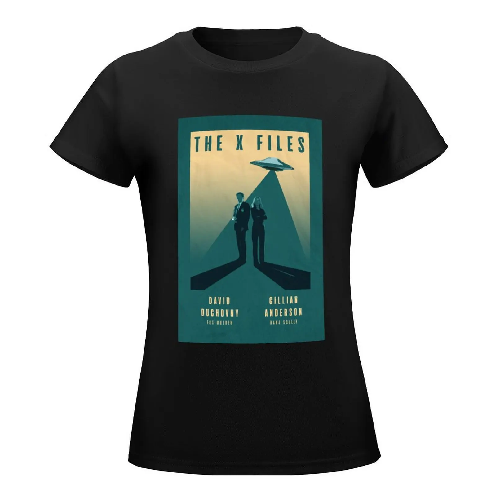 The X Files Mulder and Scully David Duchovny and Gillian Anderson Retro Vintage Poster T-Shirt plus sizes Woman fashion