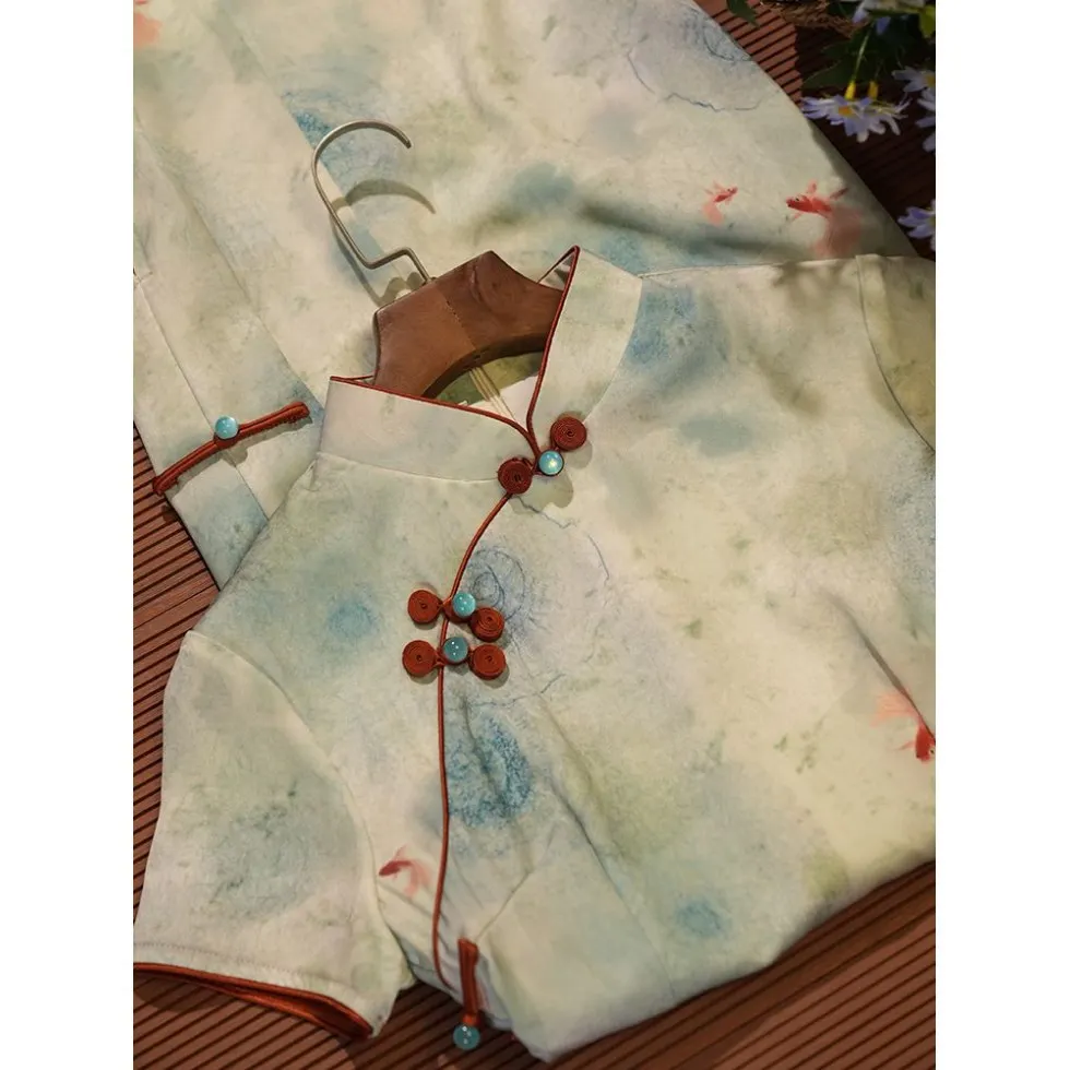 

New Chinese-Style Cheongsam, High-End, Elegant, And Classy, With Modernized Young Design, Featuring A Koi Pattern, Suitable For