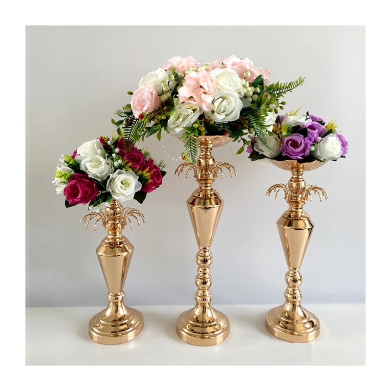 

Gold Metal Centerpiece Flower Stands Wedding Decoration Crystal Table Flower Stands Centerpiece Wedding Decoration