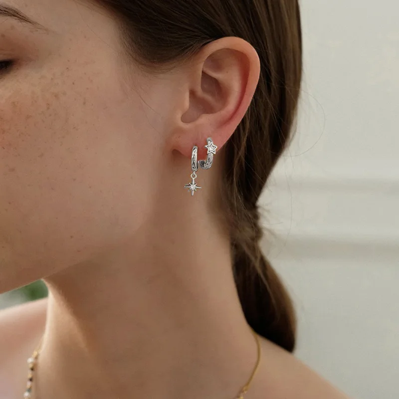 Fashionable and Personalized Stainless Steel Star-studded Zircon Short Rice-shaped Eight-pointed Star Earrings Piercing Jewelry
