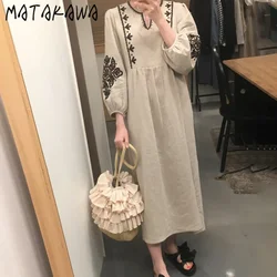 MATAKAWA sukienka Retro koreański moda O Neck latarnia rękaw sukienki elegancki ciężki haft kwiaty szaty luźna plisowana Vestidos