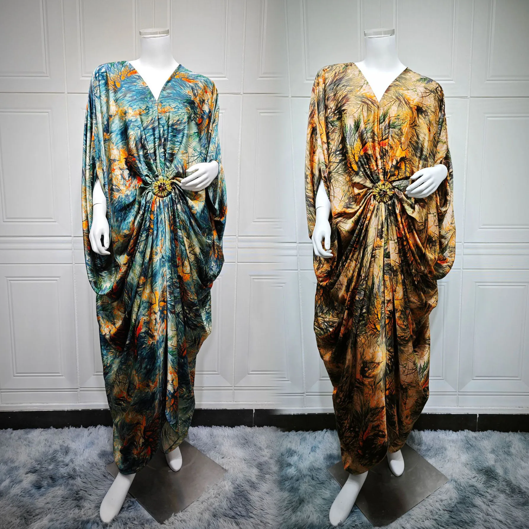 Robe caftan de fête pour femmes, Robe marocaine de Dubaï à imprimé complet, col en V froncé sur le devant, vêtements islamiques Ramadan Eid, Robe arabe