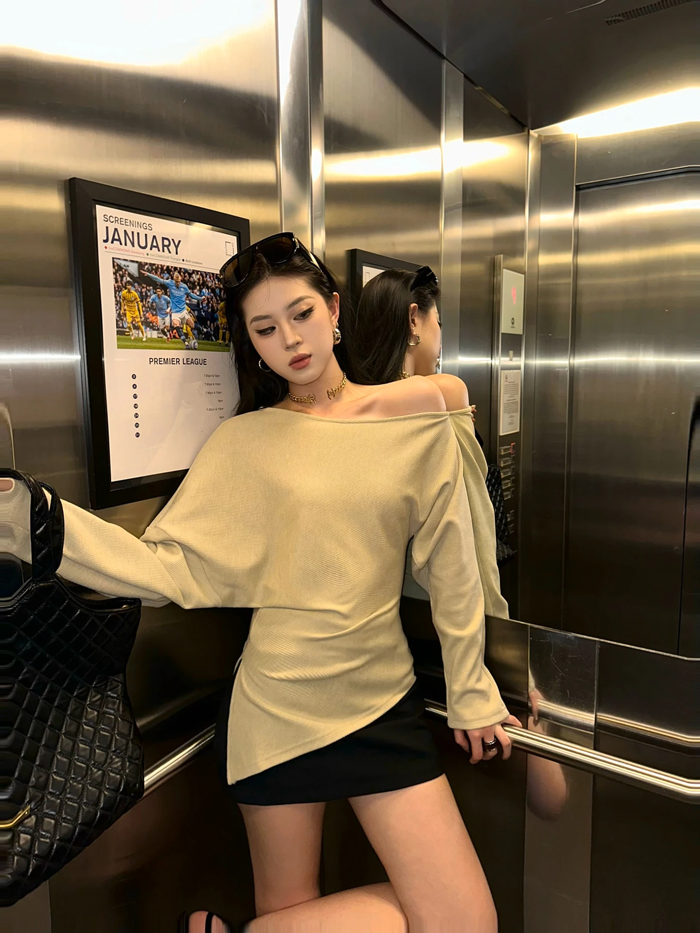 

Ceblynn Early Spring Slim Fit Shoulder Bared T-Shirt Women's Drawstring Gored Shirt Hot Girl Style Long Sleeve Regular Length