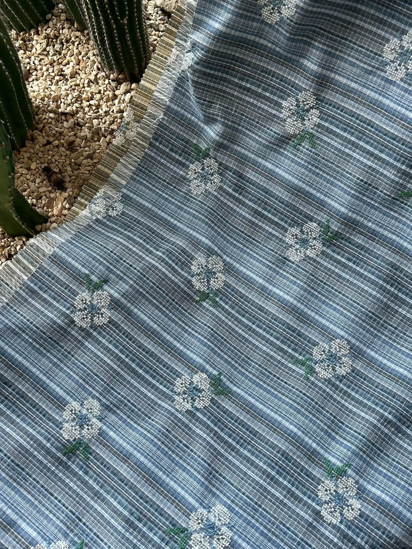 

New striped yarn-dyed check small floral embroidery fabric for women's children's clothing handmade sewing materials
