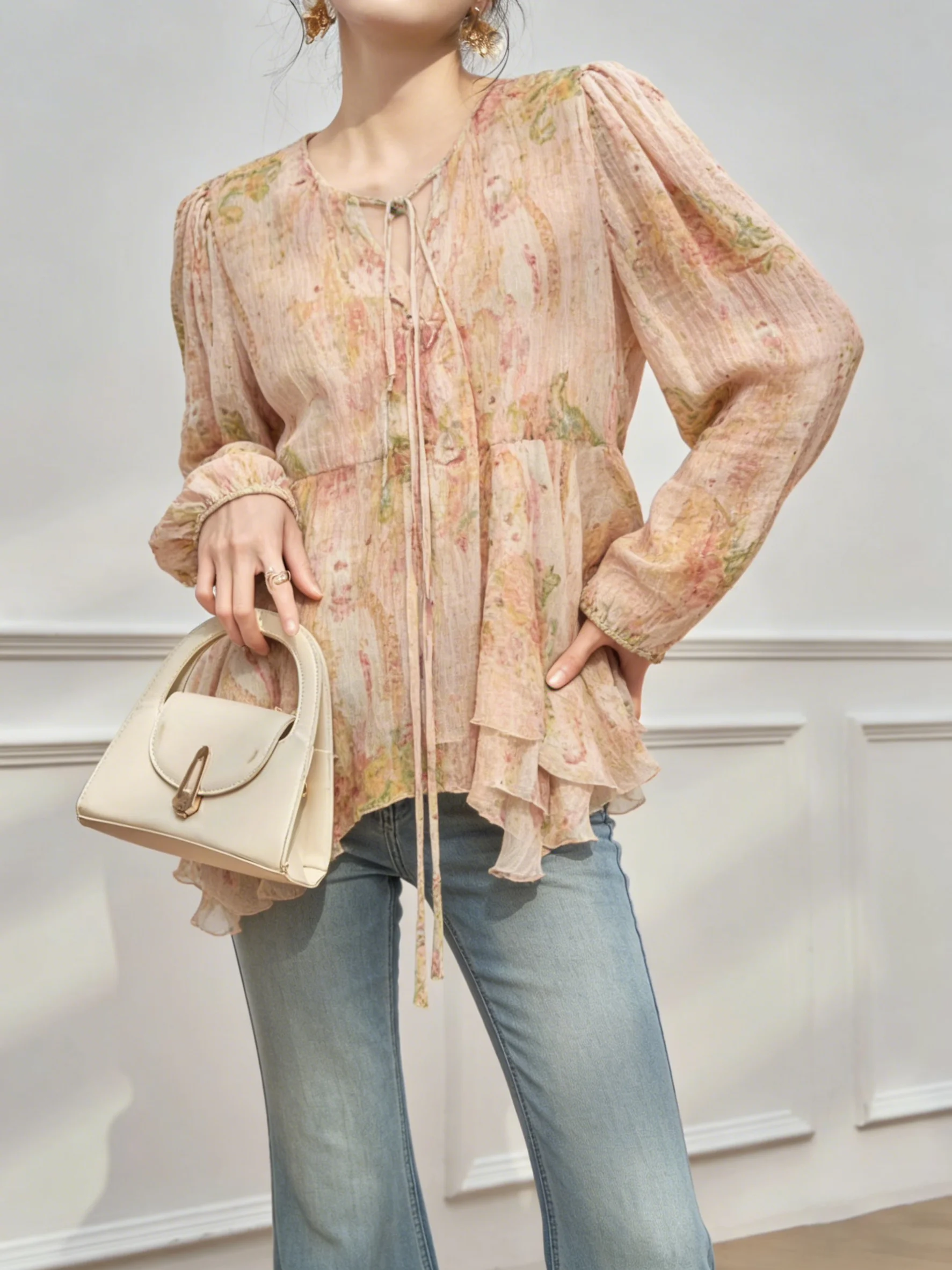 

Elegant Floral Embroidery Chiffon Shirt Women's Fashionable Lightweight Luxury Anti-Aging Stylish Top French Style Loose Fit