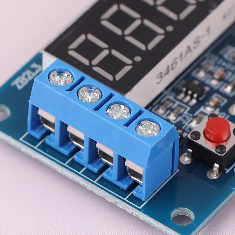 1Pcs Battery Capacity Tester External Load Discharge Type 1.2-12V Battery 18650 Etc. Capacity Test