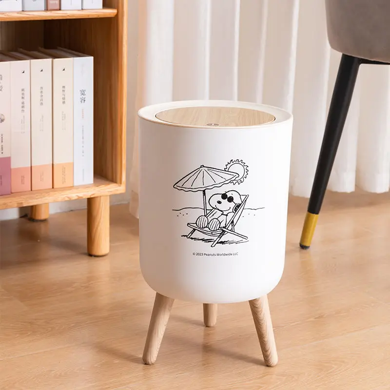 Cute Snoopy Japanese style new creative cartoon pattern fashion simple versatile large capacity push-type high-foot trash can