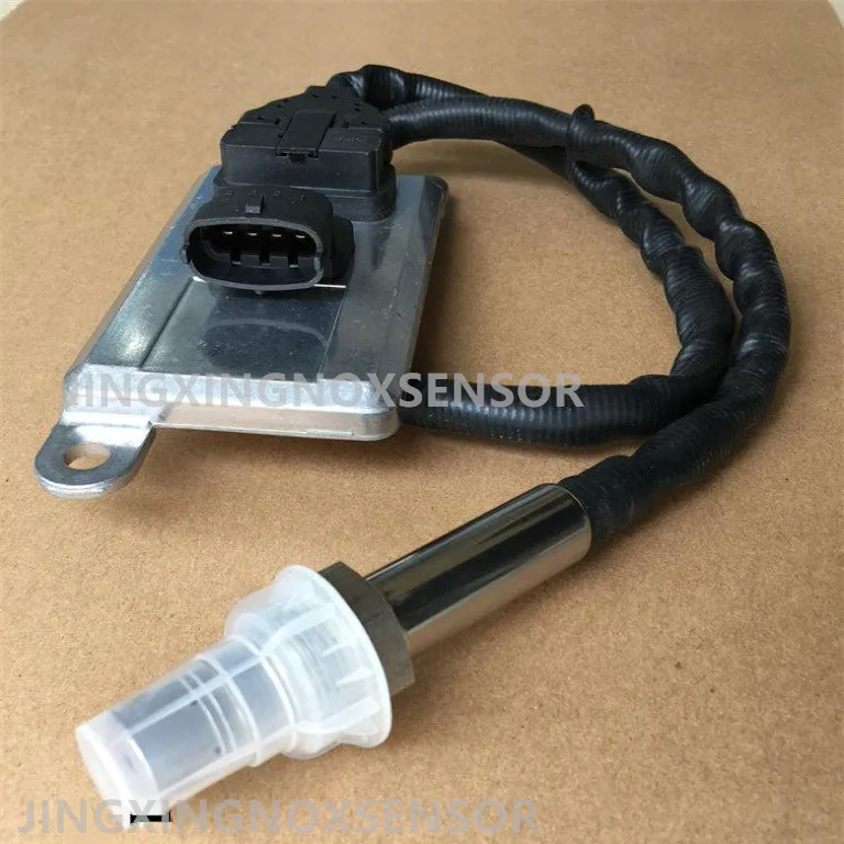 2894940/2871979/4984577/4954222/1705572 A034X847 5WK96675A Original NEW NOX Sensor/Sensor Probe For Cummins DAF CF65 LF45 EURO5