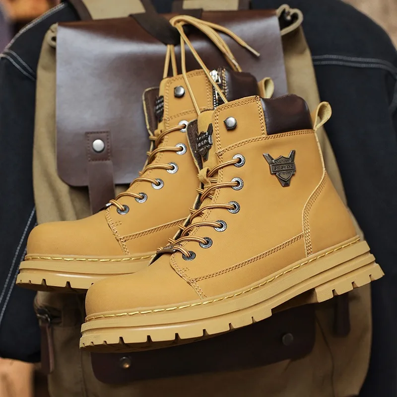 

Men's High Top Boots Four Season Outdoor Work Shoes Anti Slip and Comfortable Yellow Boots Fashion British Casual Leather Boots