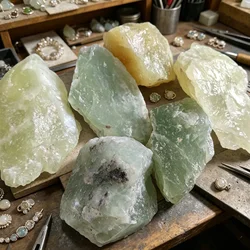 China Xiuyan Jade Green Serpentine for Hand Carved Jewelry Processing Raw Materials Home Decorative Stones for Making Pendant