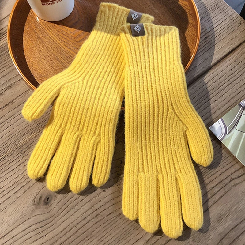 Guantes de punto con pantalla táctil para mujer, manoplas cálidas de invierno, lisas y esponjosas, de trabajo, Y2k, Harajuku, Kawaii