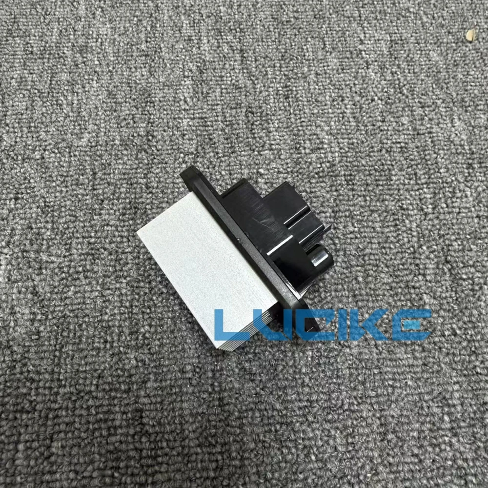 

Resistor For Heater Blower Motor For Land Rover LR3 LR4 and Range Rover Sport L320 L319 LR031677
