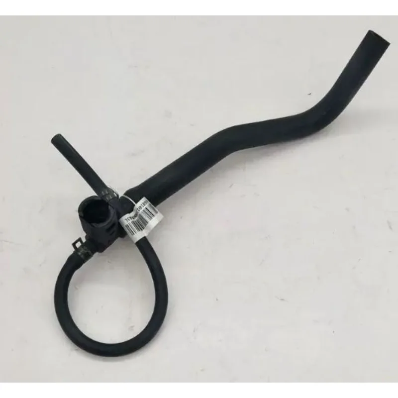 Conector de Três Vias para Aquecimento, Tubos Pequenos nas Duas Extremidades, Genuíno da Marca para Changan NewStar 07-23 S460 Starlight4500 Jinniuxing7 6363