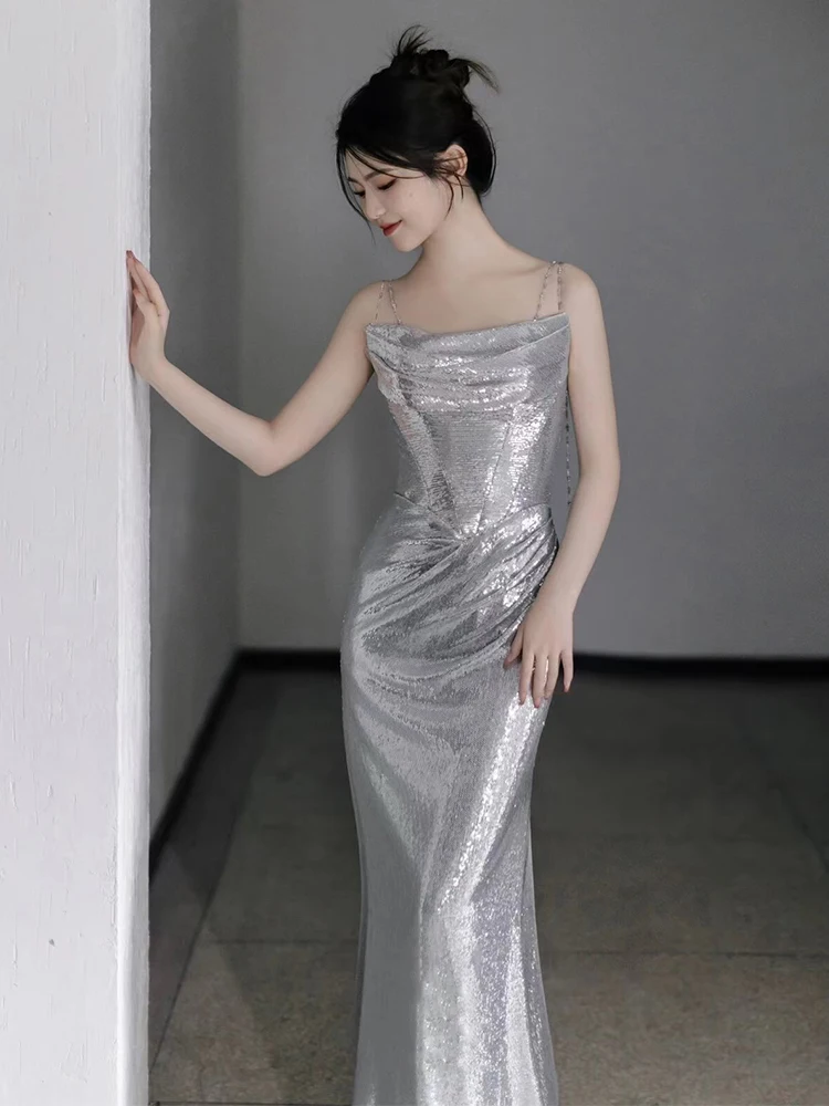 

Silver High-End Evening Gown Women's New 2026 Ele Host Advanced Feeling Banquet ter Drinking Ceremony Bride Sequins