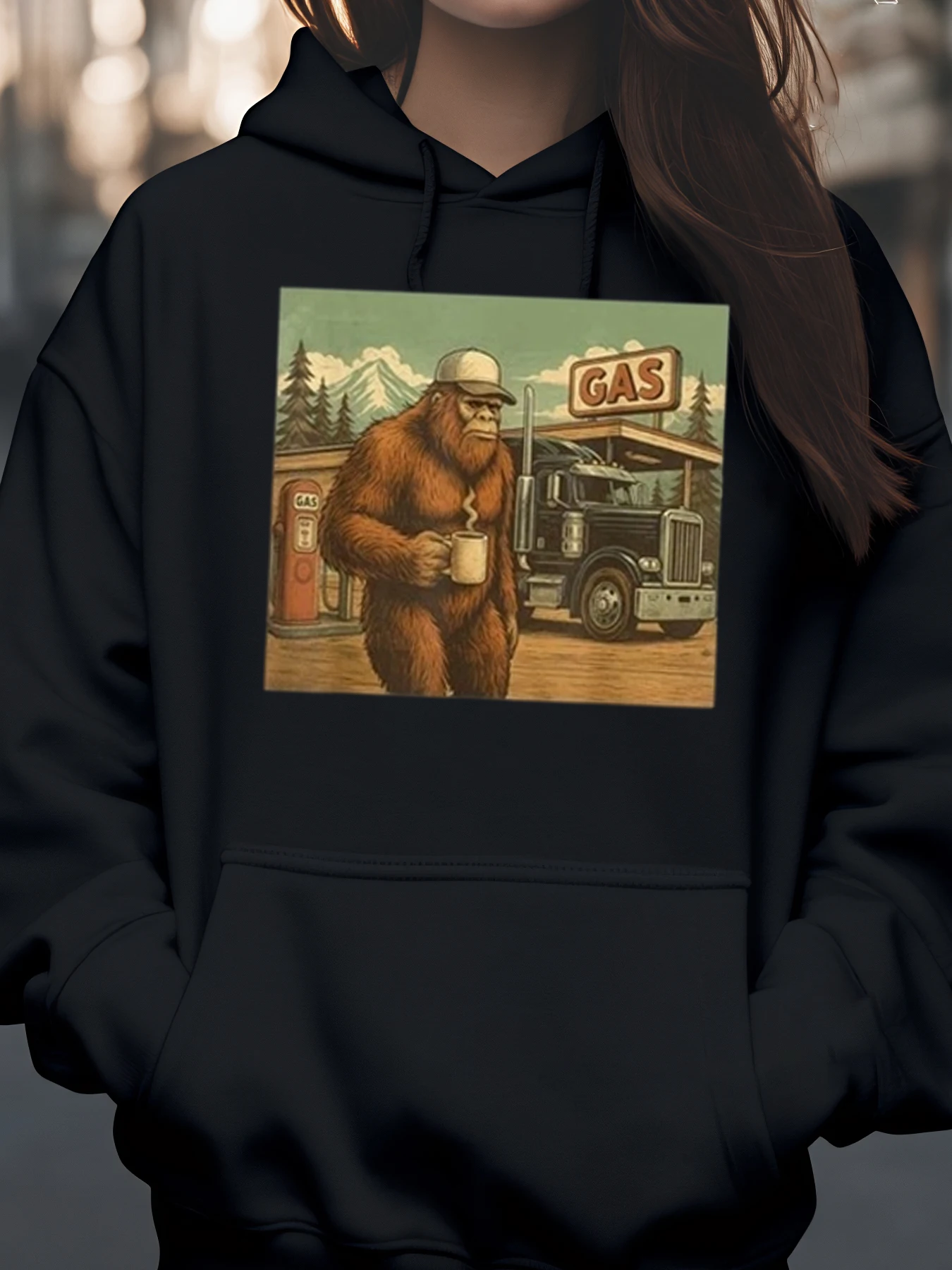 سترة بغطاء للرأس مطبوعة لمحطة Bigfoot Gas Station ملابس كاجوال للهالوين للجنسين #1