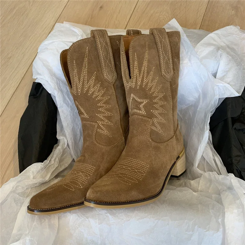 2023 Natural Embroidered Women Boots Leather Handmade Pointed Toe Spike Heel Autumn Winter Boots Cowboy New Western Retro Botas