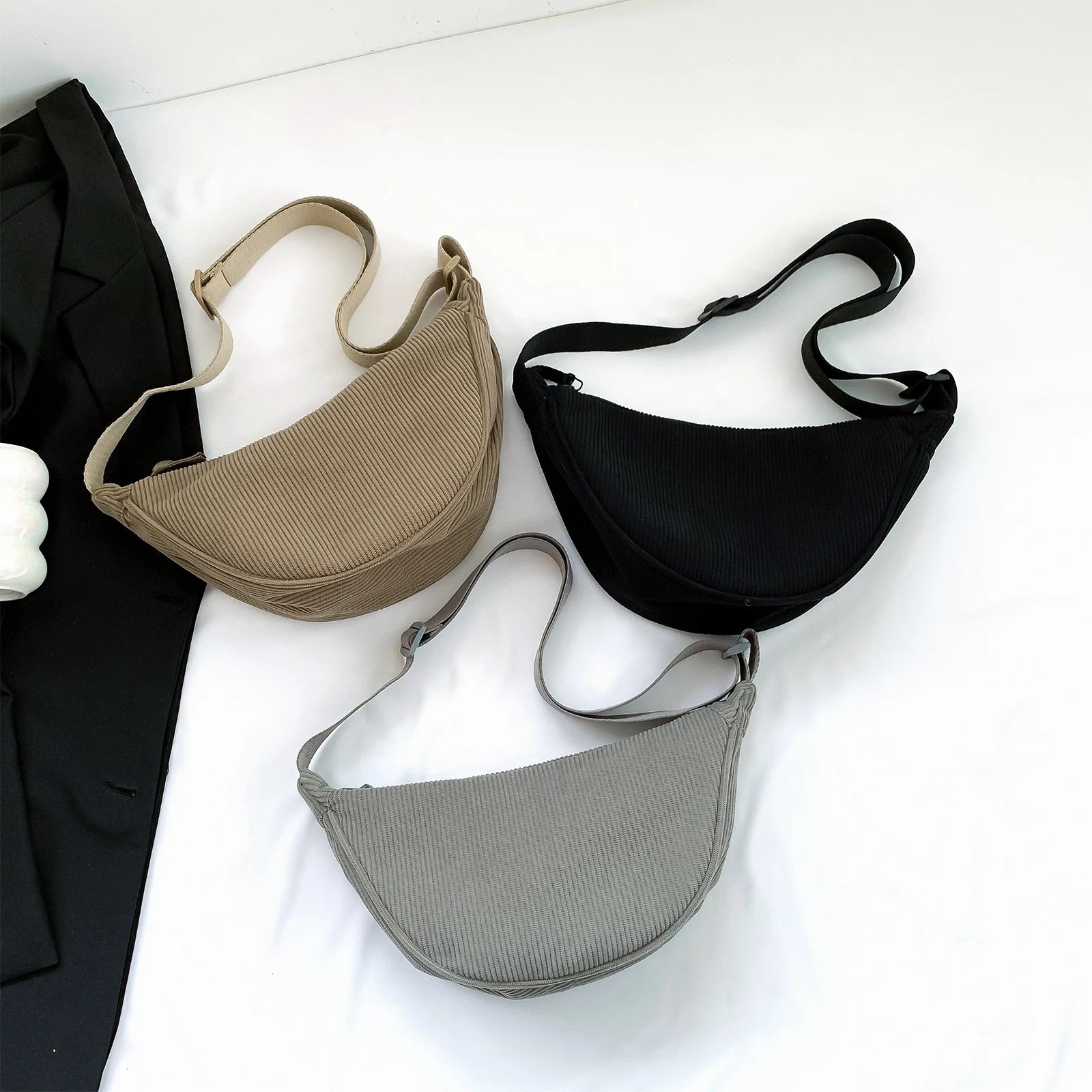 

Dumpling Bag Crossbody Bag Adjustable Strap Corduroy Stylish Shoulder Bag Solid Color Chest Bag Casual Commuting Bag